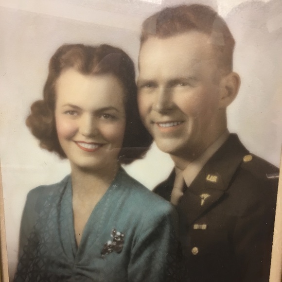 Meet your Posher, Doris - Picture 2 of 5